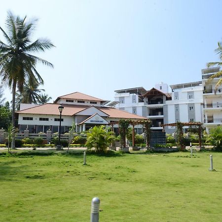 Apoorva Resorts ダーヴァナゲレ エクステリア 写真