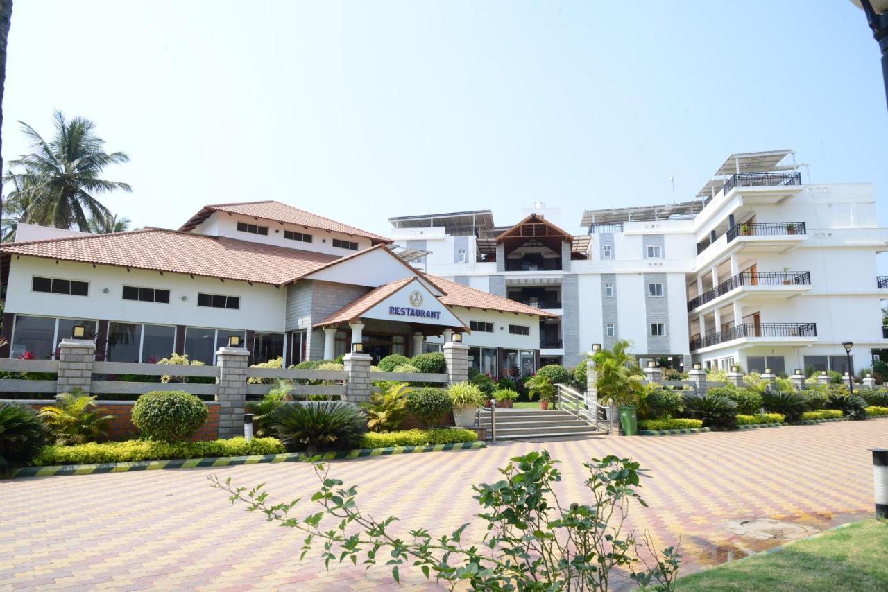 Apoorva Resorts ダーヴァナゲレ エクステリア 写真